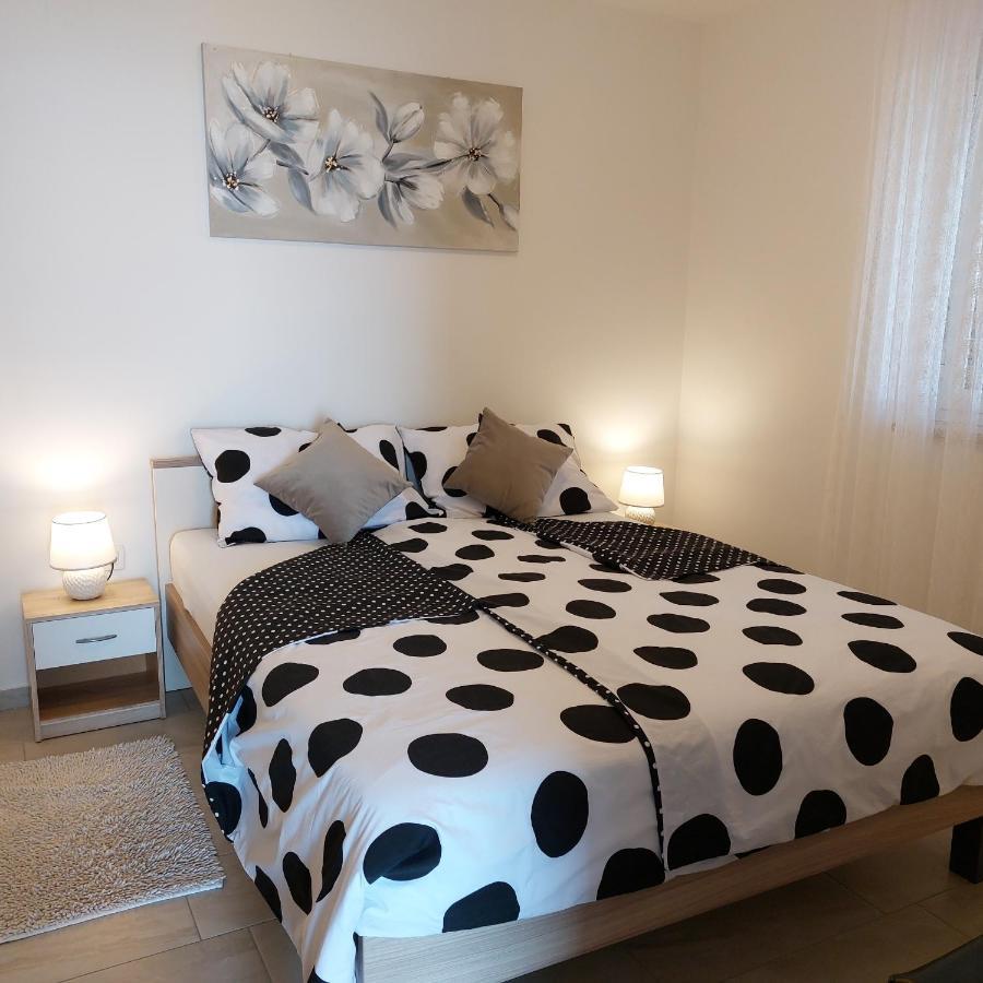 Apartments Sara Lovran Ngoại thất bức ảnh